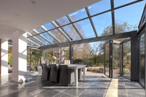 L’art d’illuminer son espace grâce à la véranda
