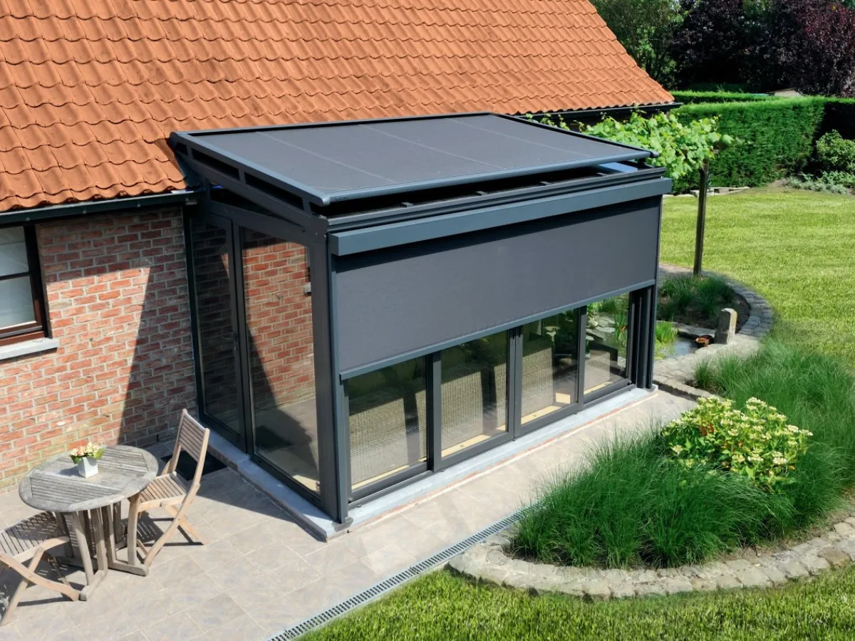 Store extérieur de toiture de véranda